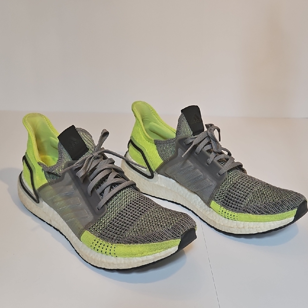 Adidas Ultraboost 19 Shoes Mens 14 Gray Neon Yellow Running EF1343 GUC